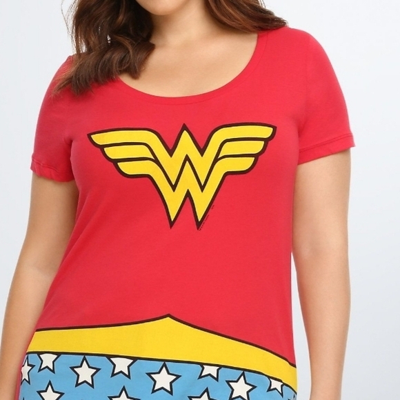 Vintage Tops - True Vintage Wonder Woman Graphic Tee